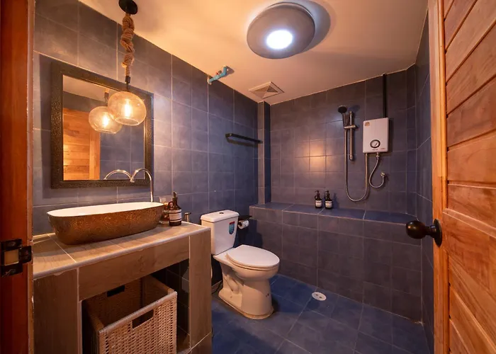 Btsthonglor Private 4-kingbed&bath Balcony&parking بيت للعطل