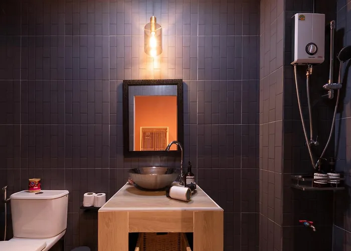 Btsthonglor Private 4-kingbed&bath Balcony&parking بيت للعطل *
