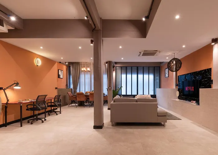 Btsthonglor Private 4-kingbed&bath Balcony&parking Сasa de vacaciones Bangkok